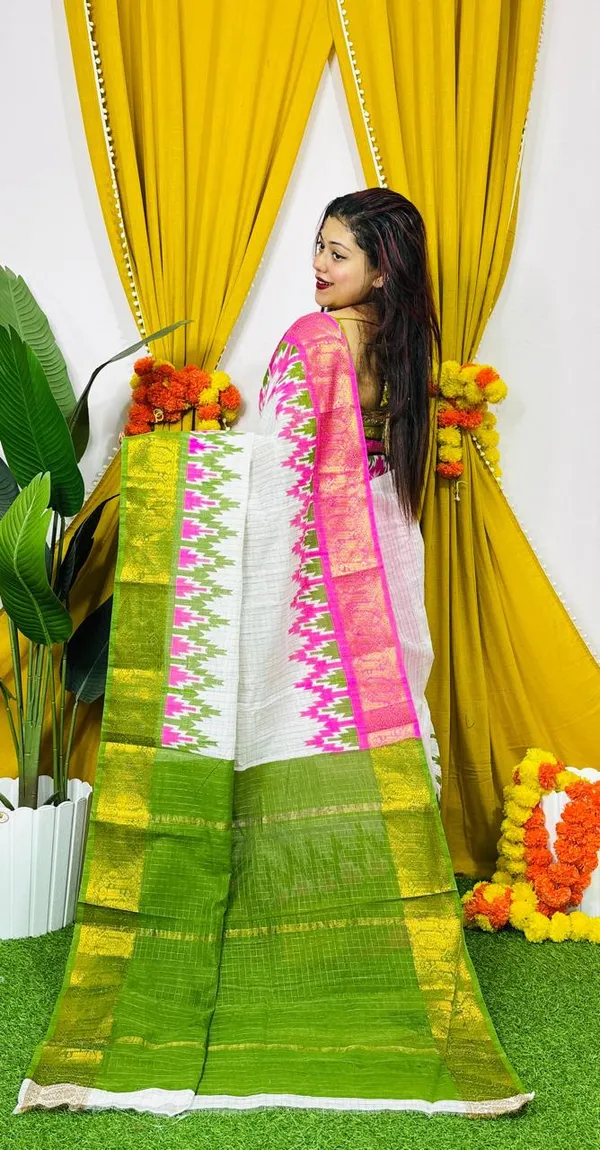 White_Pochampally_Ikat_Cotton_Saree_With_Maroon_Border