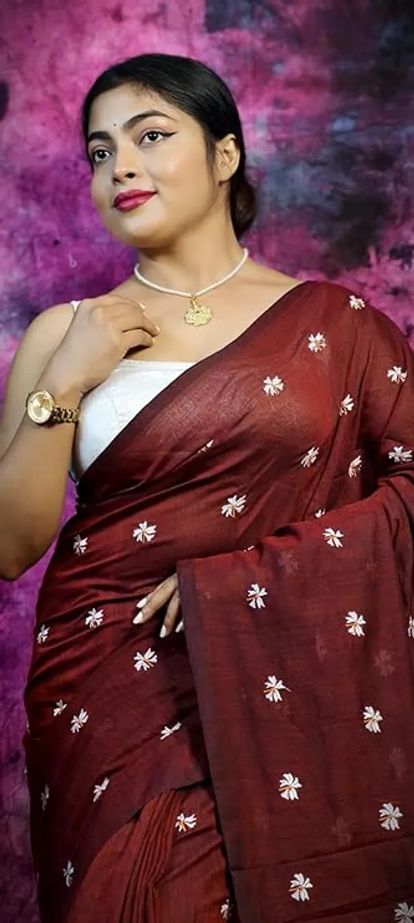 Maroon_Embroidered_Floral_Saree_with_Tassel_Border_for_Women