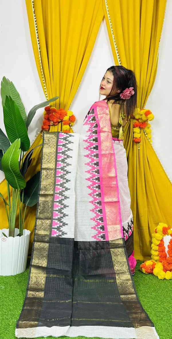 White_Pochampally_Ikat_Cotton_Saree_With_Maroon_Border