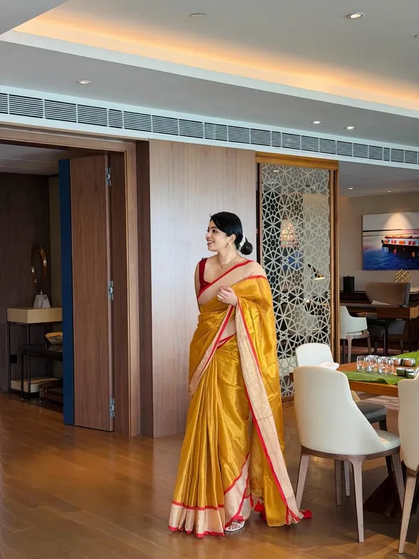 Mustard_Yellow_Silk_Saree_With_Red_Border_For_Women