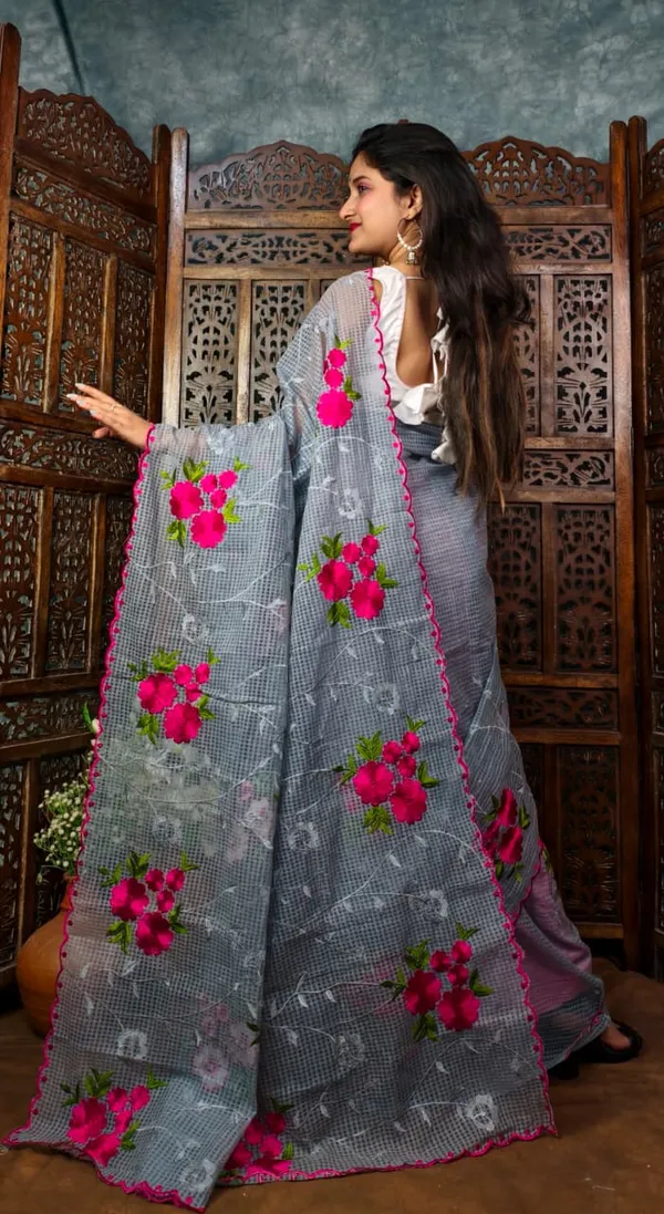 White_Floral_Embroidered_Net_Saree_for_Women
