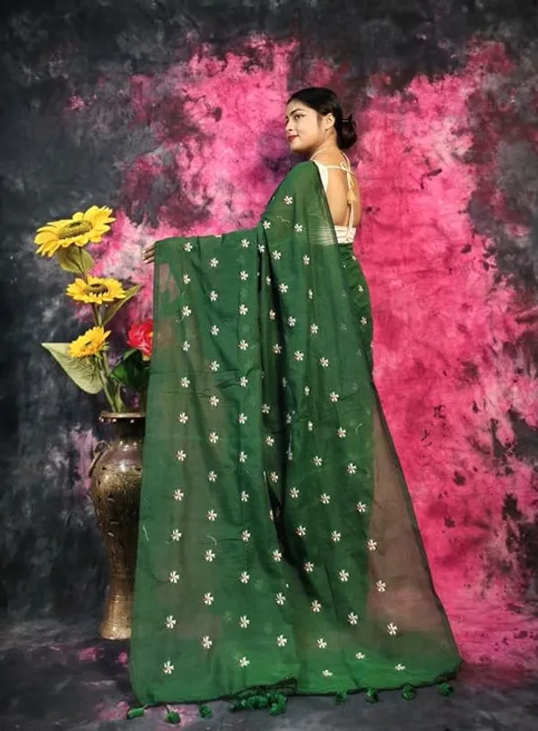 Green_Georgette_Embroidered_Saree_for_Women