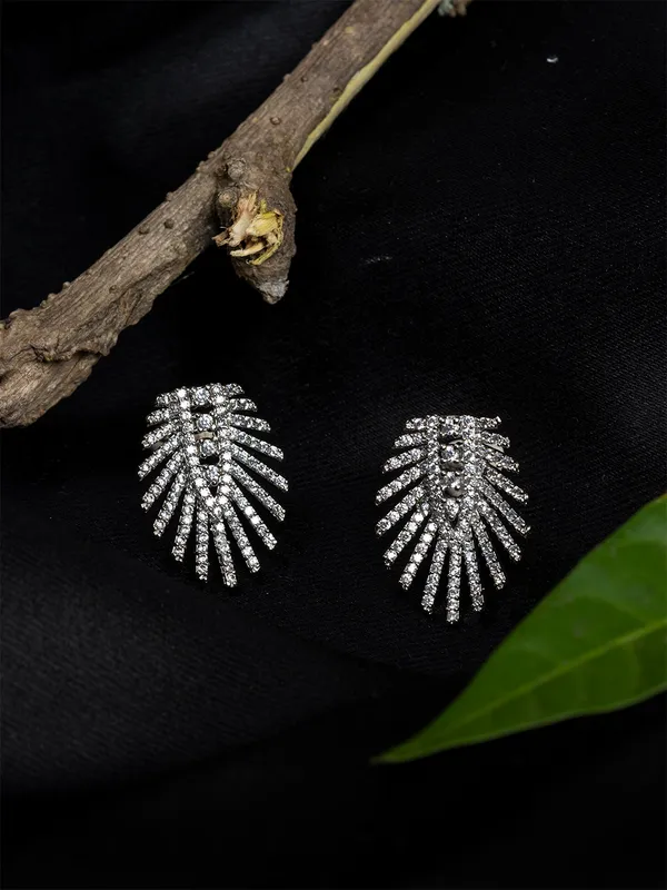 Silver_&_White_Spiked_Studs
