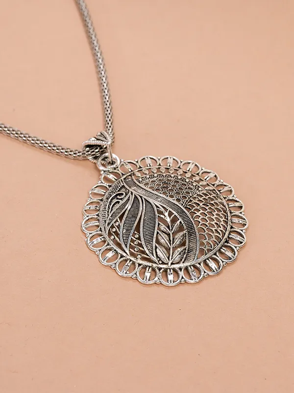 Oxidised_Chain_with_Pendant