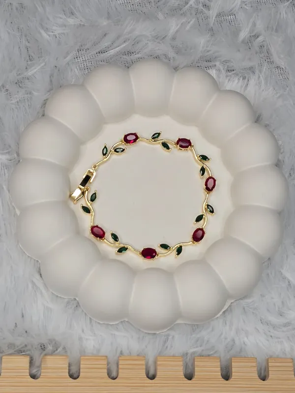RED_&_GrEEN_Tulip_Bracelet