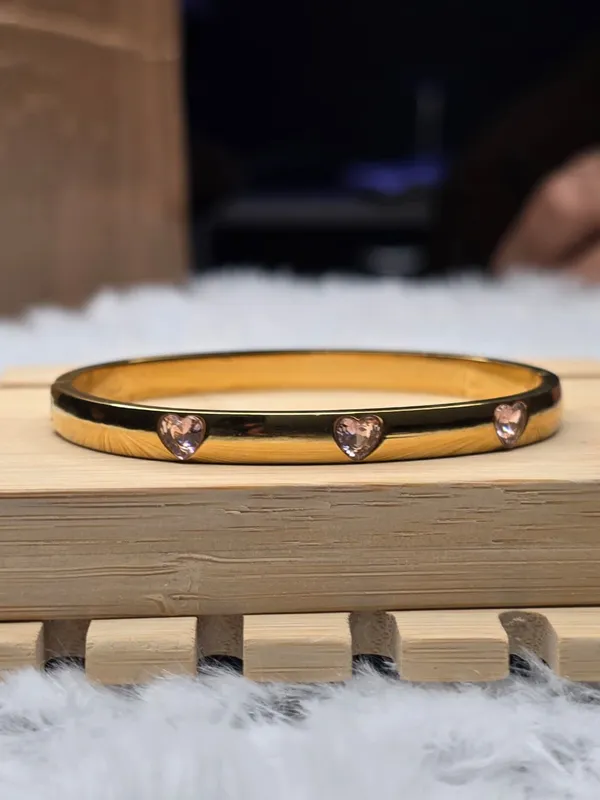 Golden_&_Pink_Heart__Bangle_Anti_Tarnish