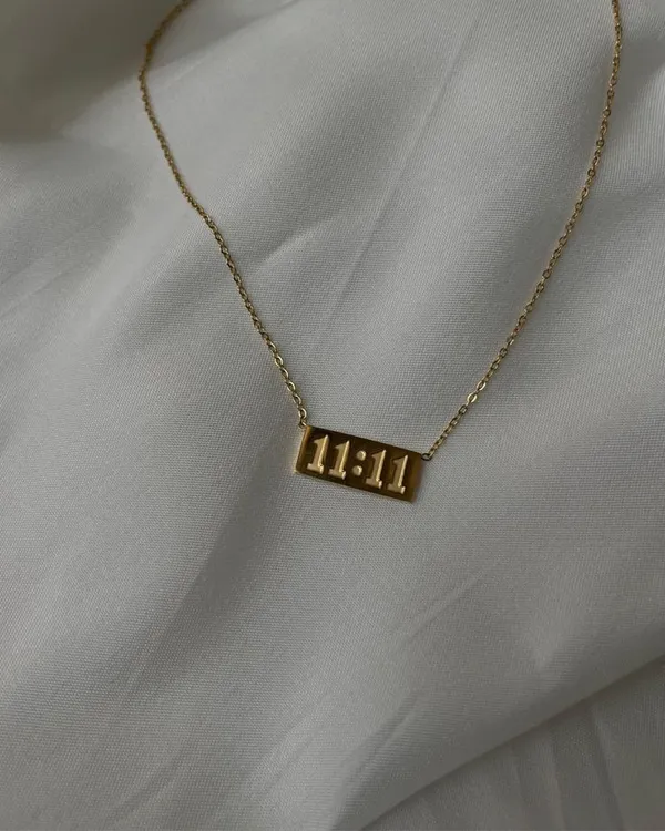 Angel_Time_Necklace