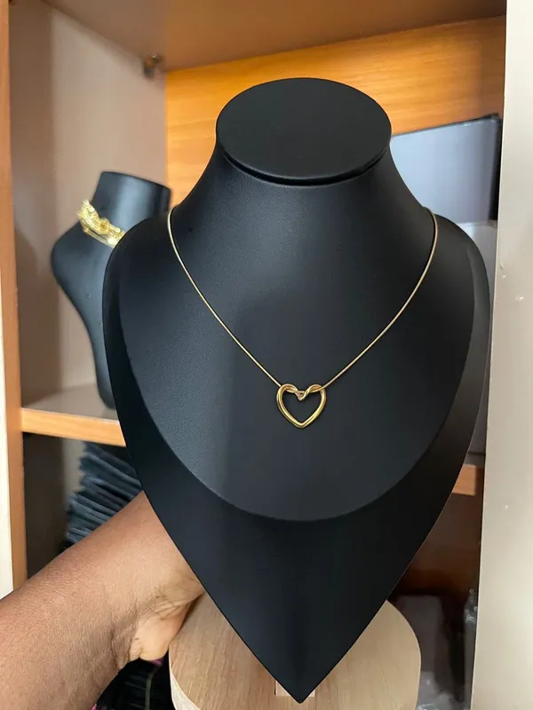 Golden_Heart_Necklace
