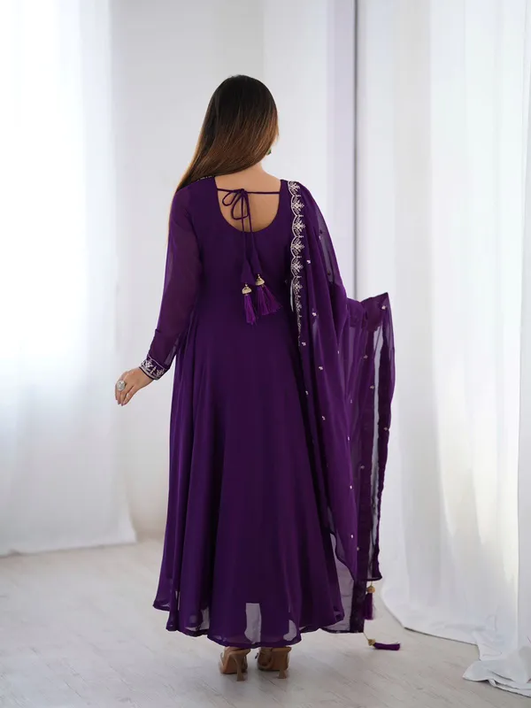 ANARKALI__GOWN