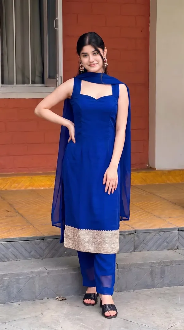 Bule_suit