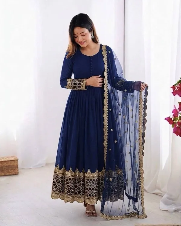 Black_Anarkali_Suit_Set_With_Golden_Embroidered_Border_And_Net_Dupatta