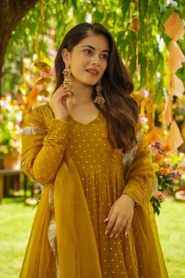 Yellow_Georgette_Anarkali_Suit_Set_For_Women