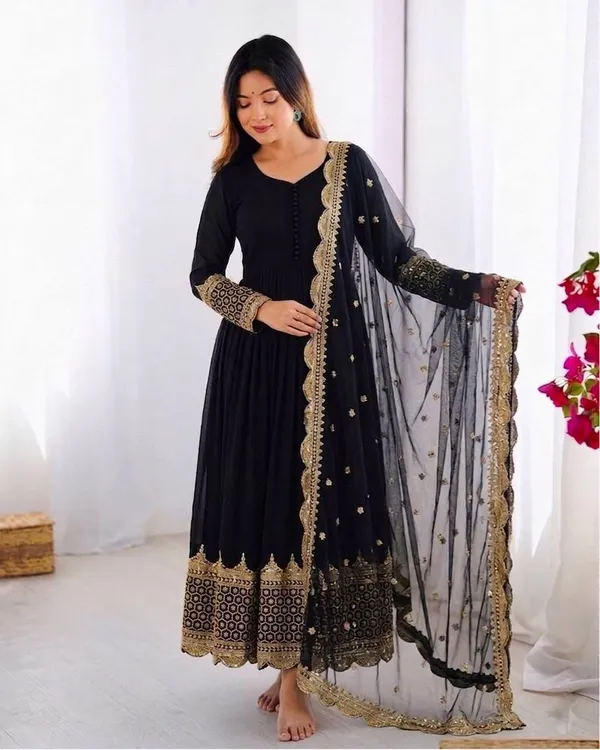 Black_Anarkali_Suit_Set_With_Golden_Embroidered_Border_And_Net_Dupatta
