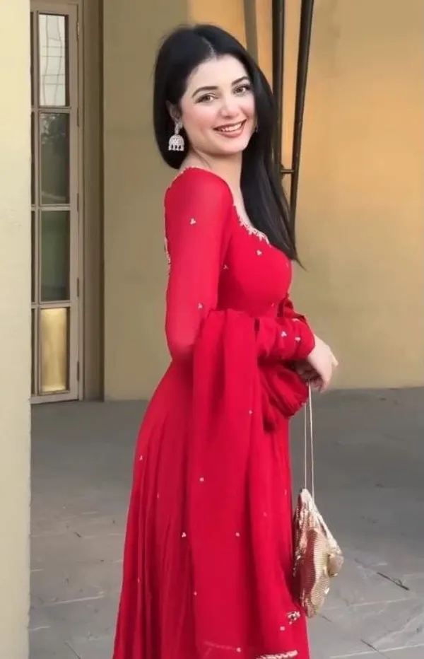 Red_gown_