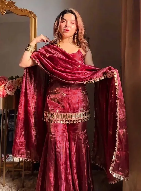 Reshma_Suit_maroon