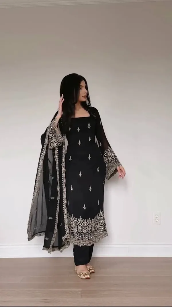 Saba_suit