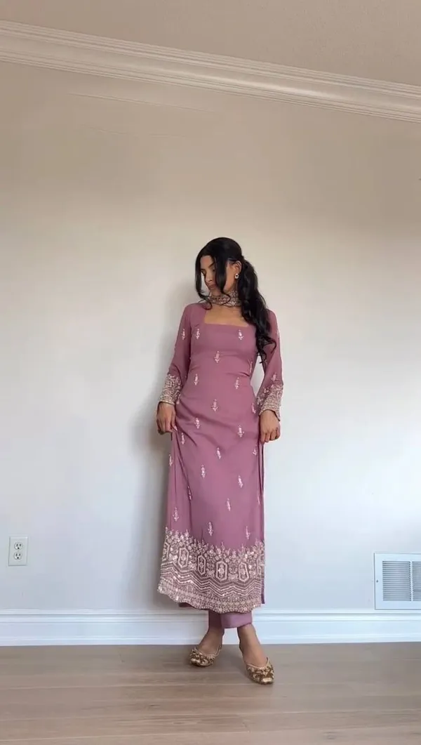Saba_suit