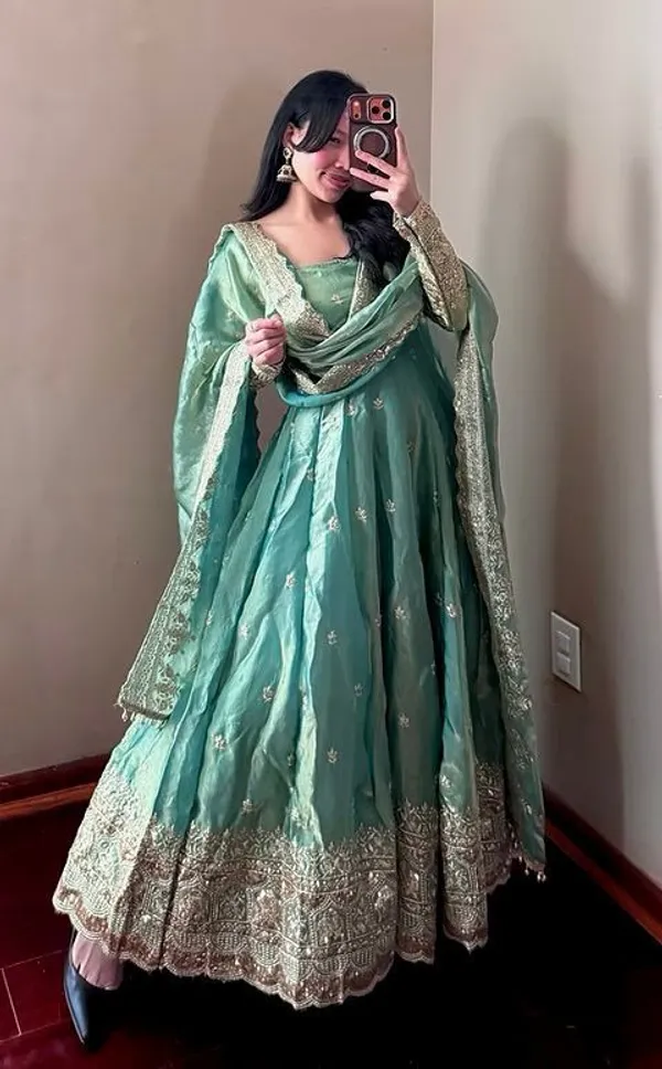 Pista_Heavy_Crape_Silk_Dress_For_Women