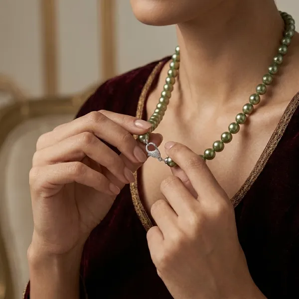 Olive_Green_Glass_Pearl_Semi_Precious_Necklace_For_Women