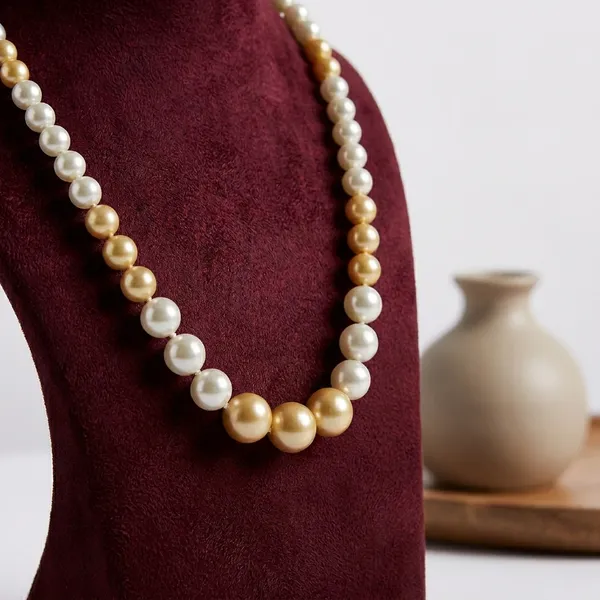Yellow_And_White_Glass_Pearl_Semi_Precious_Necklace_For_Women