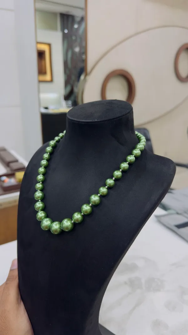 Henna_Green_Glass_Pearl_Semi_Precious_Necklace_For_Women