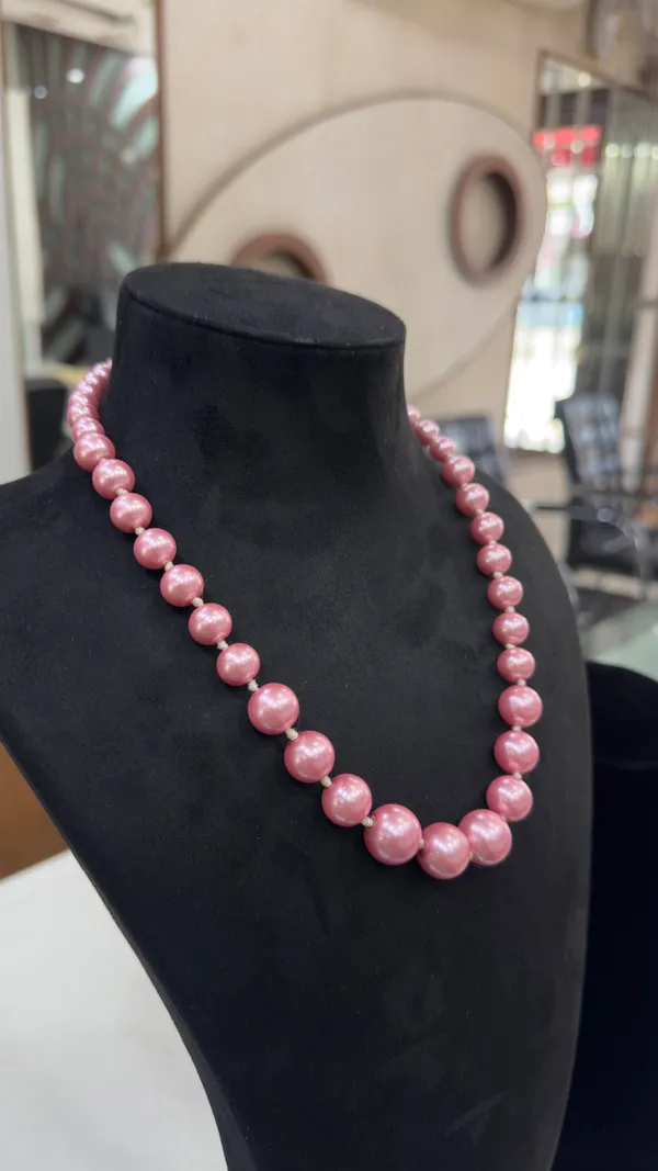 Metallic_Pink_Glass_Pearl_Semi_Precious_Necklace_For_Women