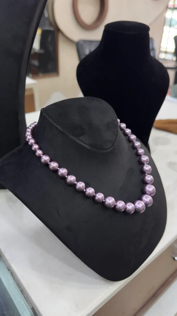 Metallic_Purple_Glass_Pearl_Semi_Precious_Necklace_For_Women
