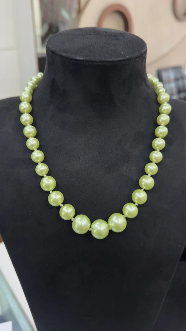 Mint_Green_Glass_Pearl_Semi_Precious_Necklace_For_Women