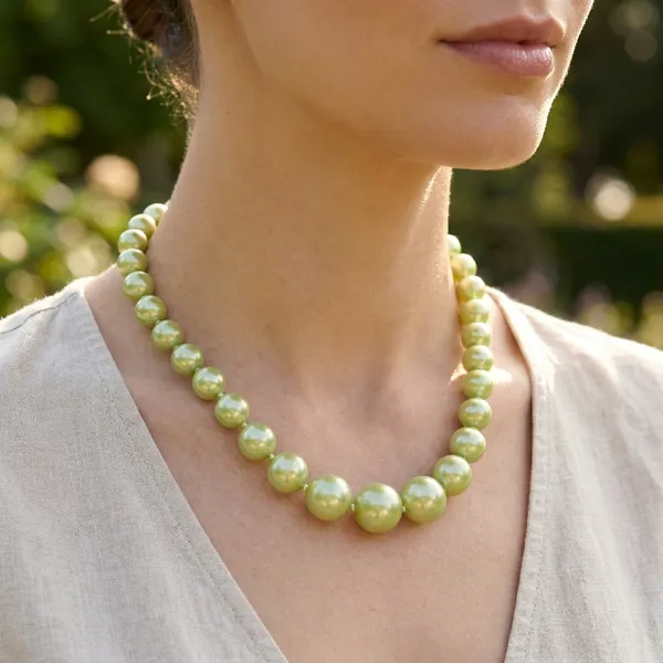 Mint_Green_Glass_Pearl_Semi_Precious_Necklace_For_Women
