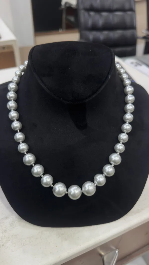 Silver_Grey_Glass_Pearl_Semi_Precious_Long_Necklace_For_Women