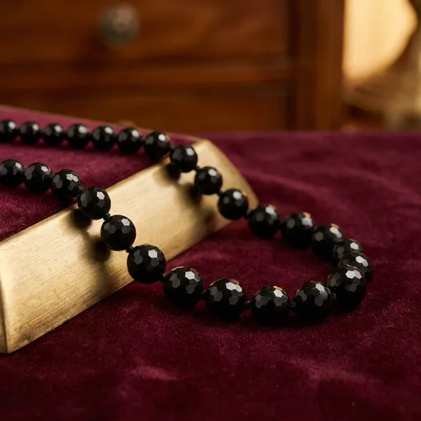Black_Onyx_Necklace_For_Women