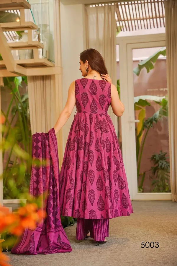 Magenta_Printed_Anarkali_Kurta_Set_With_Palazzo_For_Women