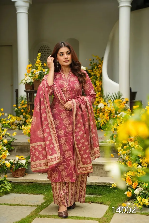 Pink_Floral_Printed_Kurta_Palazzo_Dupatta_Set_For_Women