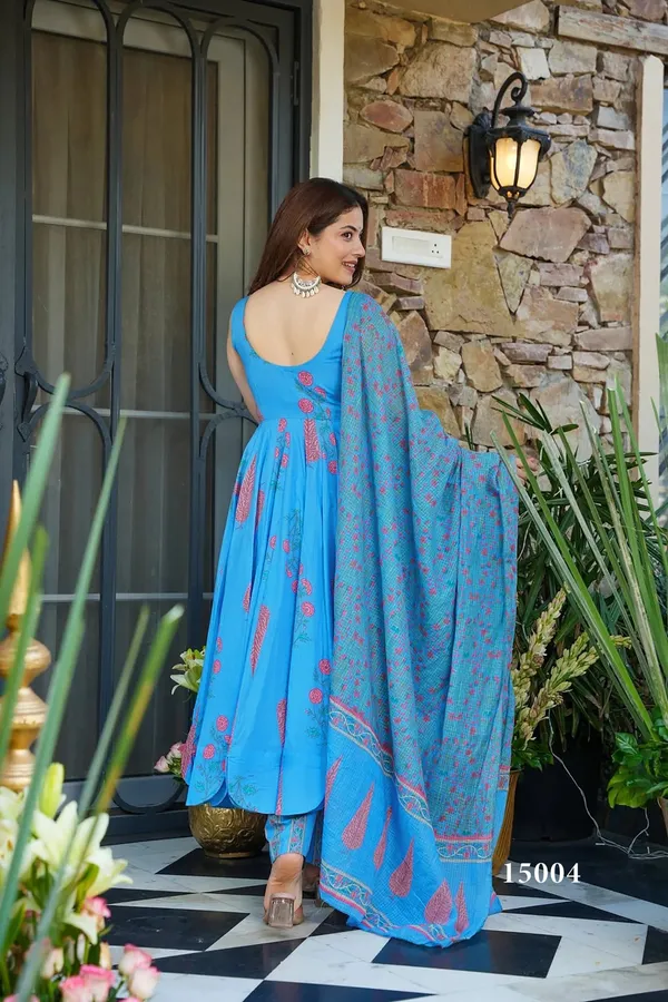 Blue_Anarkali_Kurta_Set_With_Dupatta_For_Women