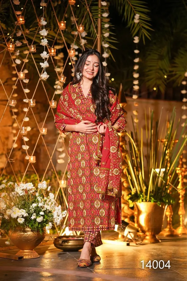 Dusty_Rose_Printed_Kurta_Set_With_Dupatta_For_Women