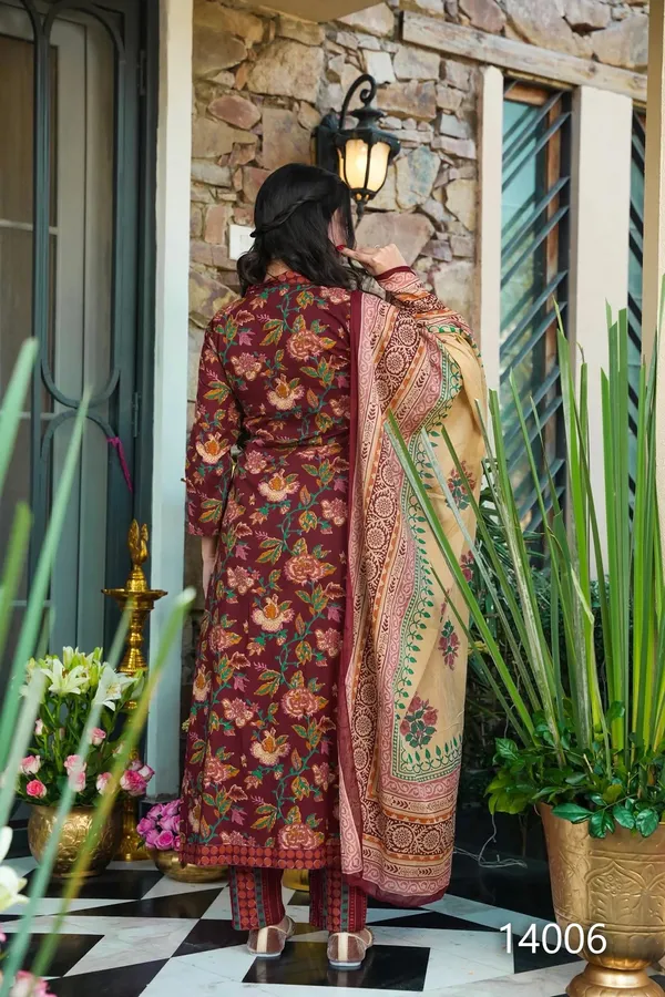 Burgundy_Floral_Printed_Kurta_Set_For_Women