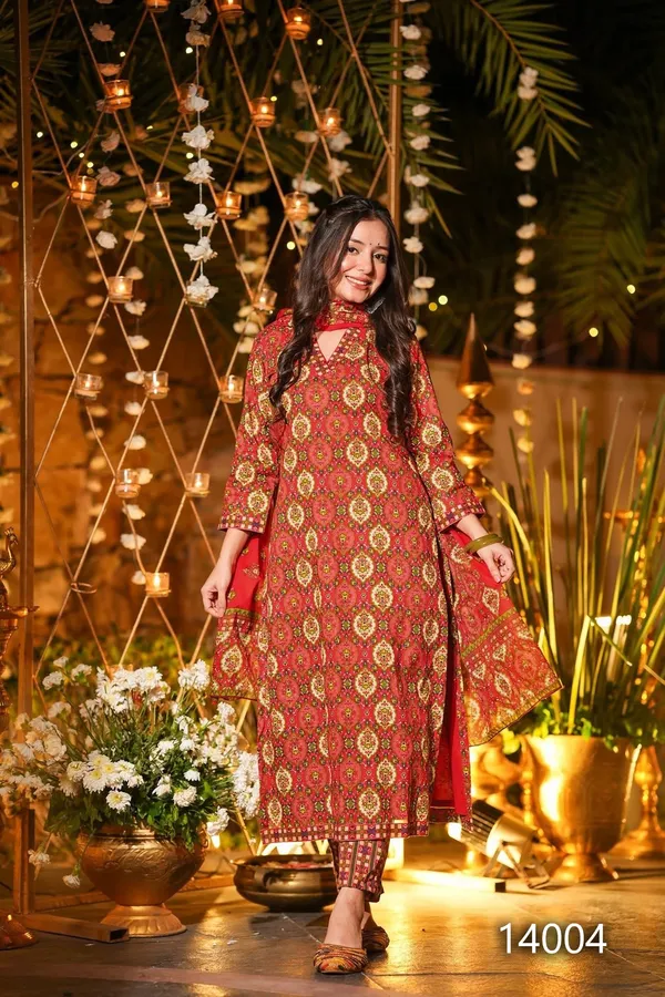 Dusty_Rose_Printed_Kurta_Set_With_Dupatta_For_Women