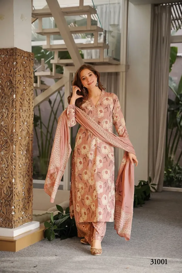Dusty_Pink_Floral_Printed_Kurta_Set_For_Women
