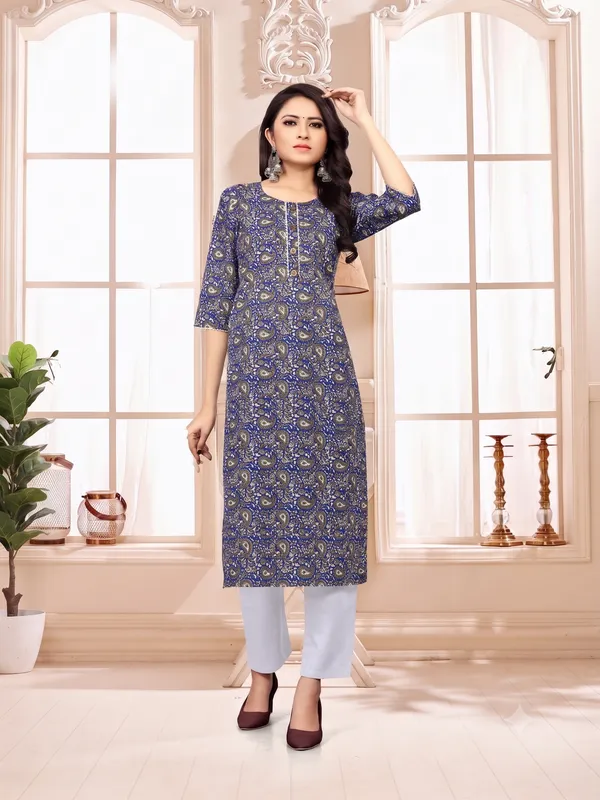 Blue_Floral_Cotton_Printed_Straight_Cut_Kurti