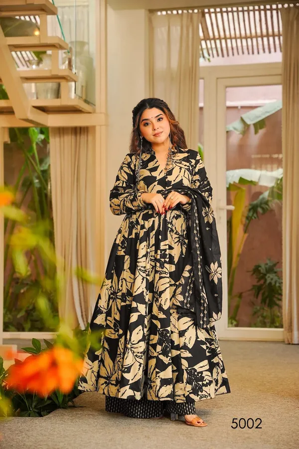 Black_And_Gold_Floral_Print_Anarkali_Dress_For_Women