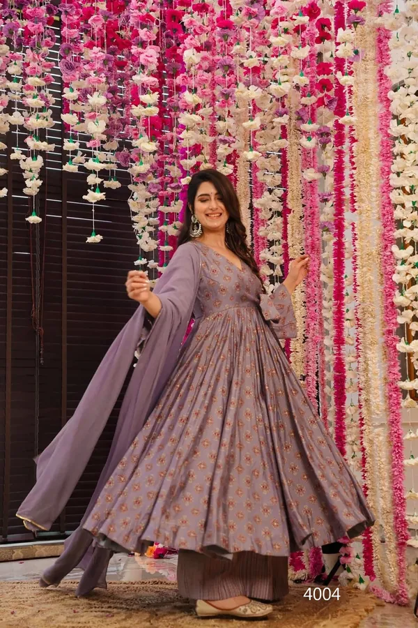 Grey_Printed_Anarkali_Kurta_Set_With_Dupatta_For_Women