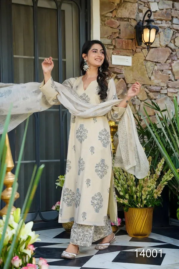 Cream_Muslin_Printed_Kurta_Set_For_Women