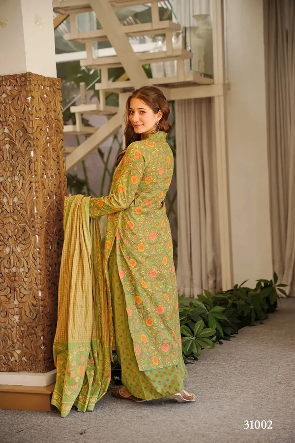 Olive_Green_Floral_Printed_Kurta_Set_With_Dupatta_For_Women
