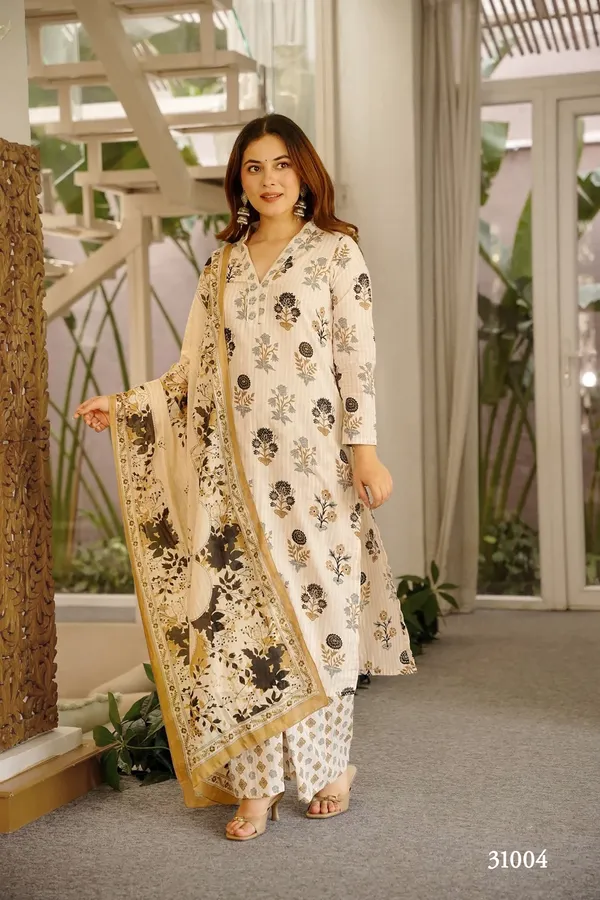 Light_Cream_Floral_Print_Cotton_Kurta_Set_For_Women