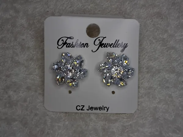 Silver_Alloy_Crystal_Turquoise_Stud_Earring_For_Women