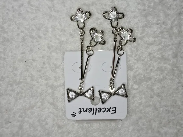Silver_Alloy_Crystal_Flower_Bow_Hanging_Earrings_For_Women