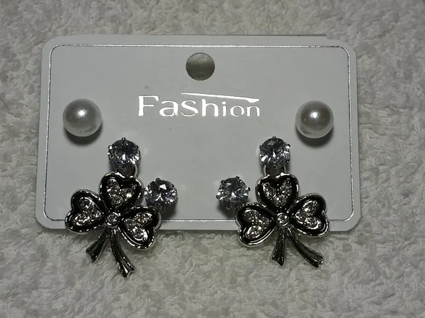 Silver_Alloy_Crystal_Pearl_Shamrock_Stud_&_Hnaging_Earring_For_Women_(Pack_Of_3)