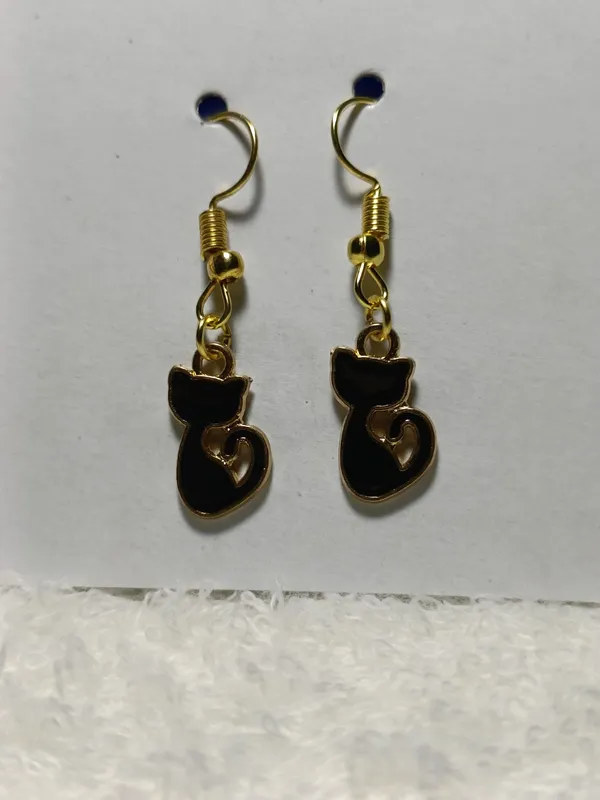 Black_Enamel_Gold_Tone_Cat_Charm_Hook_Earrings_For_Women