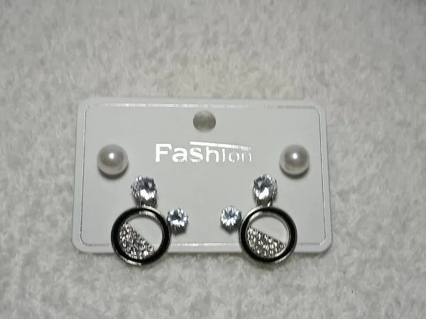 Silver_Alloy_Pearl_Crystal_Stud_&_Hnaging_Earring_For_Women_(Pack_Of_3)