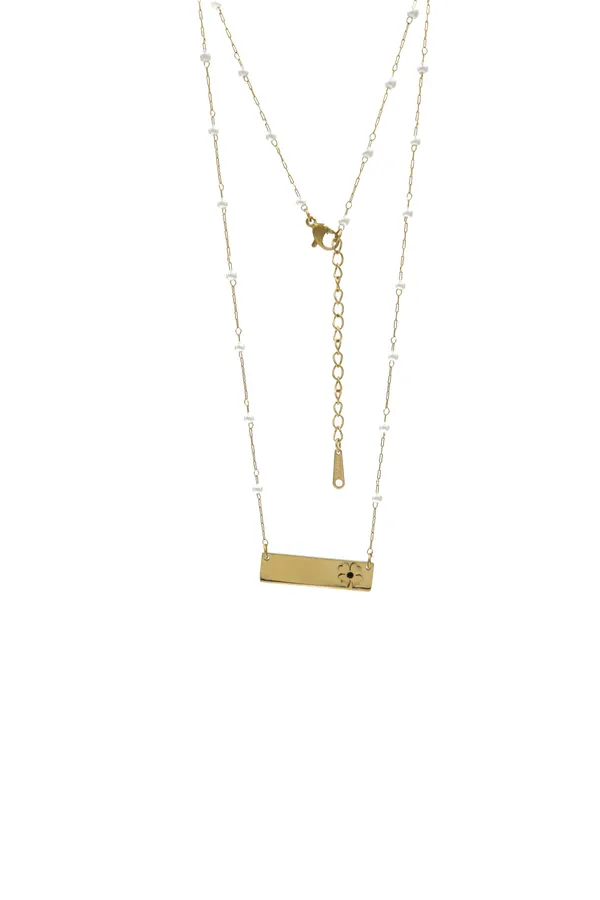 Gold_Tone_Floral_Cutout_Pendant_Necklace